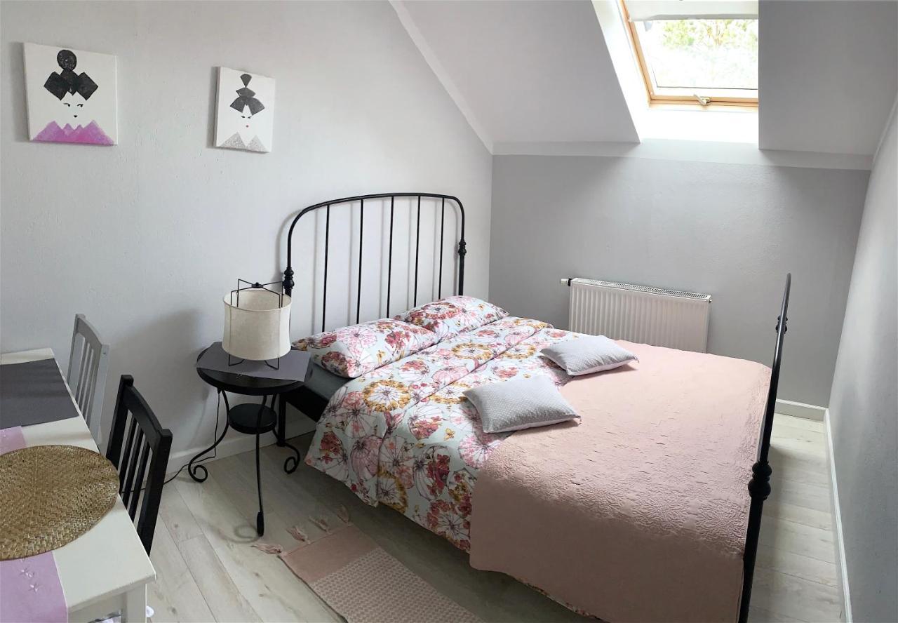 Szary Domek Apartamenty Ustka Kültér fotó