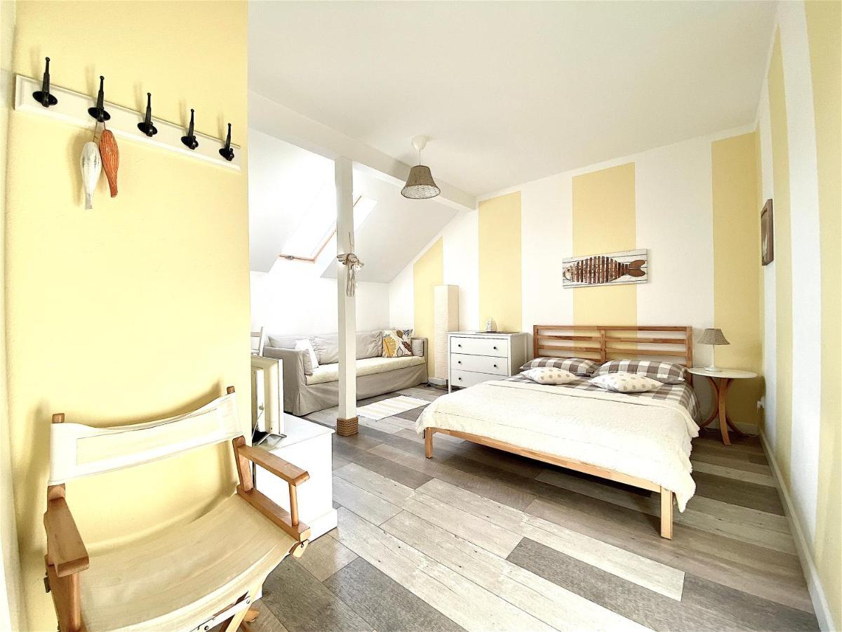 Szary Domek Apartamenty Ustka Kültér fotó